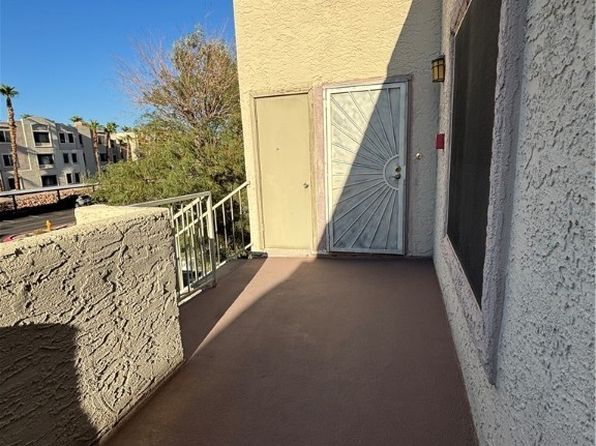2068 Mesquite Ln APT 301