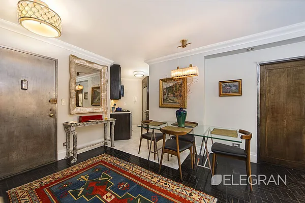 Sold by (Legacy) Elegran | media 8