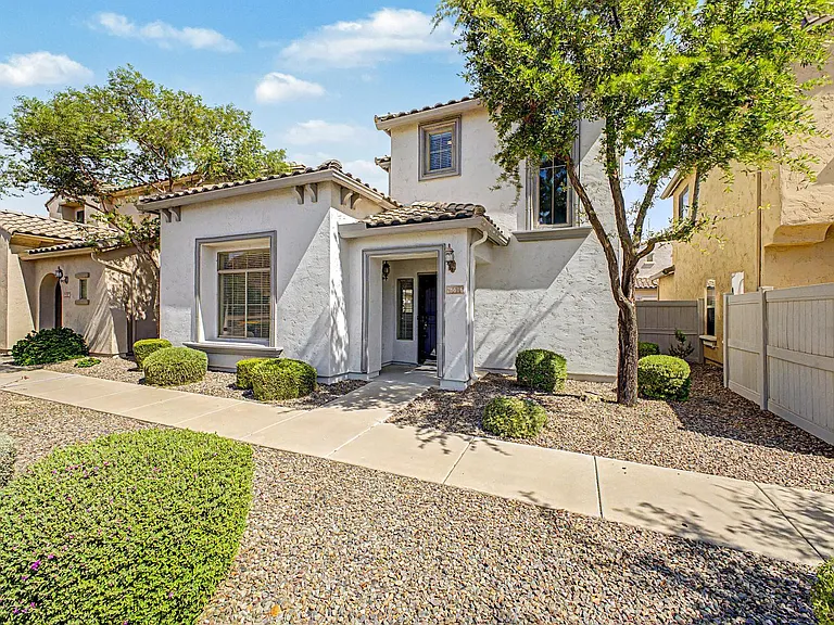 26616 N Babbling Brook Dr — Photo 2