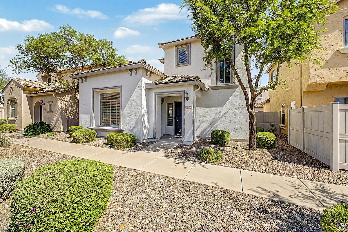 Building Photo - 26616 N Babbling Brook Dr