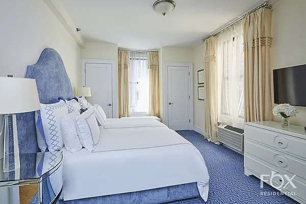 Sold by Fox Residential Group | media 5