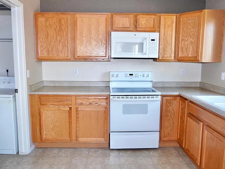 7620 Artisan Pl — Photo 8