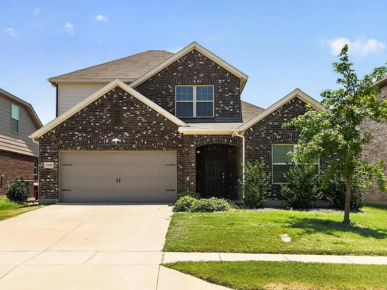 1928 Blackbrush Dr — Photo 9