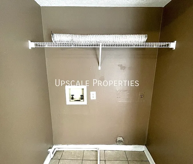 217 Donalynn Dr #B — Photo 5