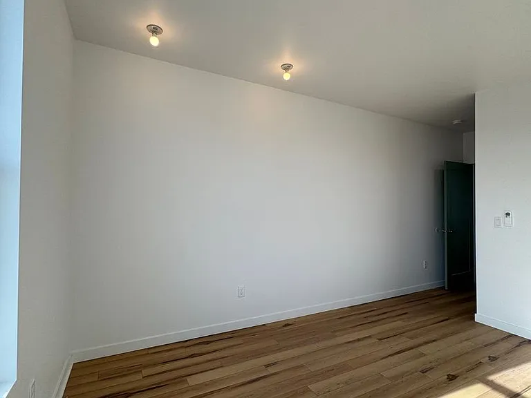 404 E Windsor Ct #1 — Photo 19