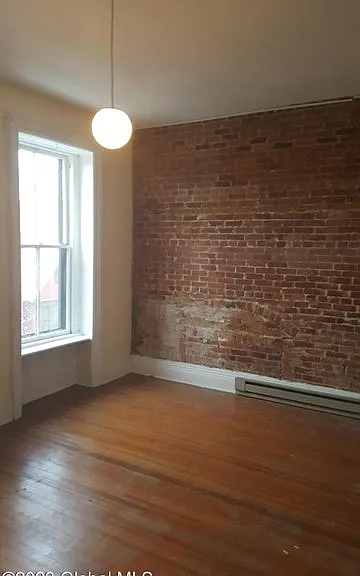 4 Irving Pl — Photo 8