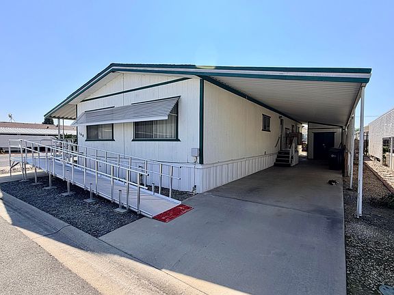 2nd image of 2300 W Morton Avenue #160