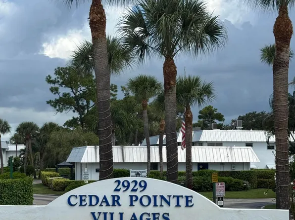 2929 SE OCEAN Boulevard #108-5, Stuart, FL 34996