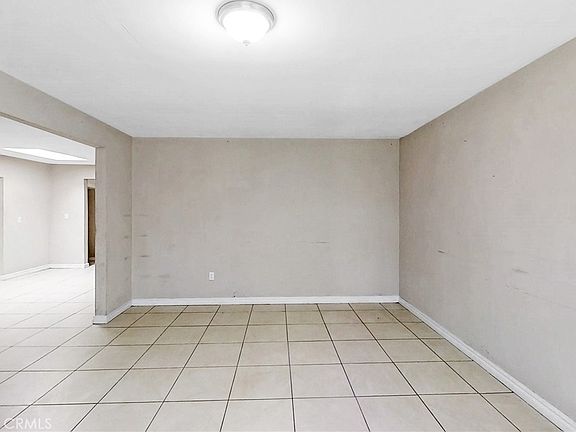 5th image of 3629 Hope St