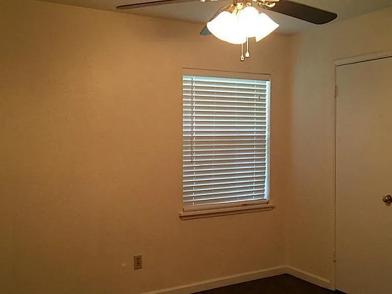 527 Jeff Davis Dr — Photo 6