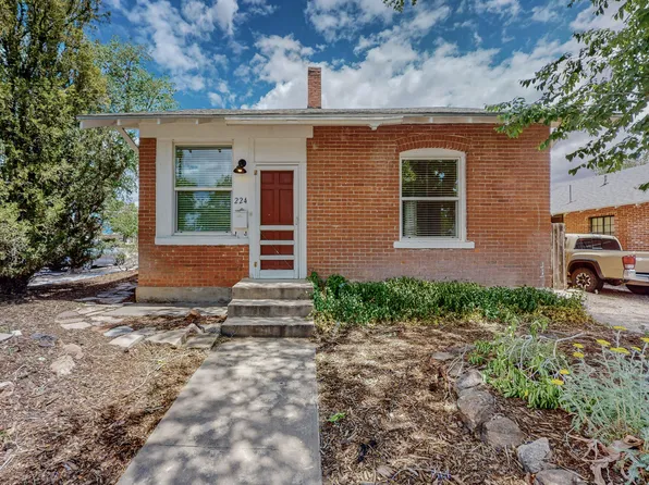 224 Sycamore St NE, Albuquerque, NM 87106