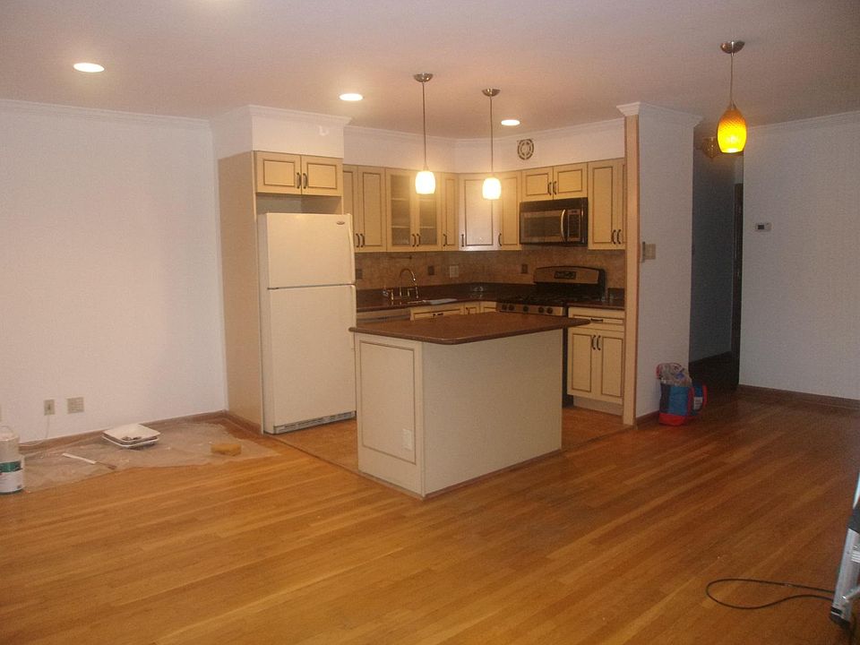1st image of 38-12 208th St