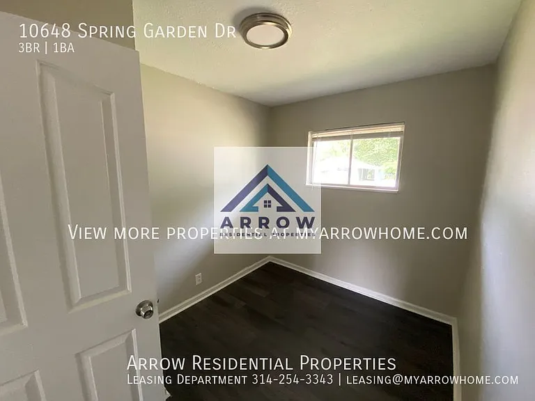 10648 Spring Garden Dr — Photo 9