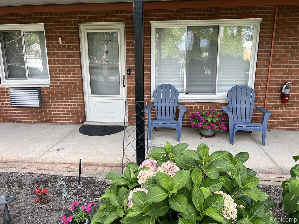 2820 Woodslee Dr Apt 107, photo 16