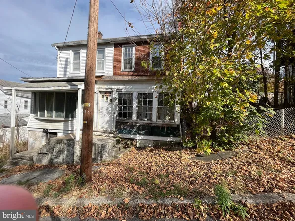115 7th St, Coaldale, PA 18218