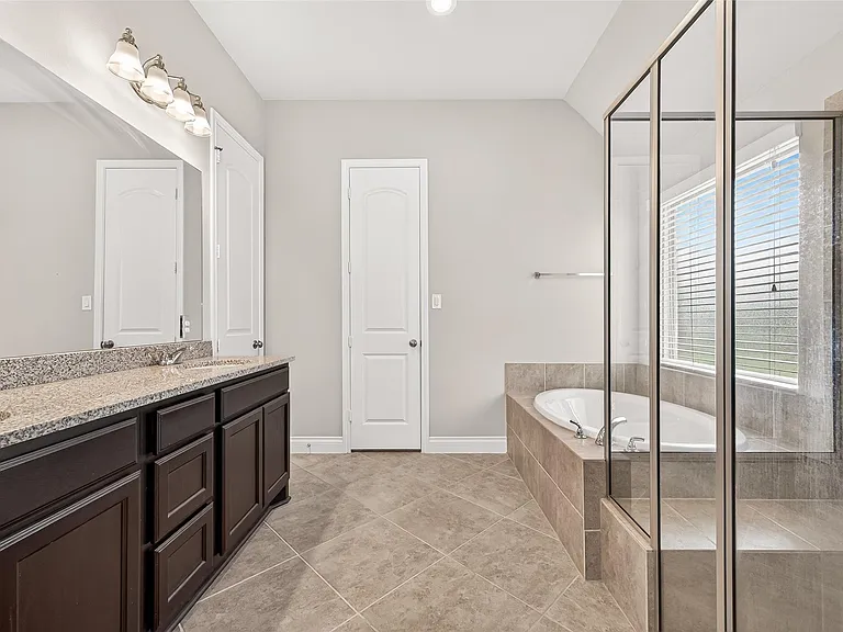 27128 Allenby Park Dr — Photo 31