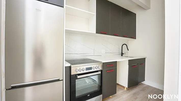 Rented by Nooklyn NYC LLC | media 17