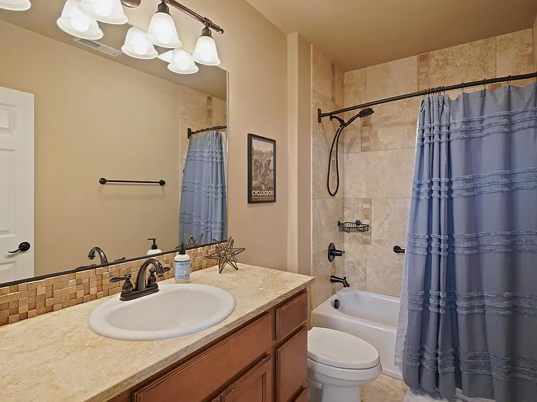 662 NW Mount Washington Dr — Photo 16