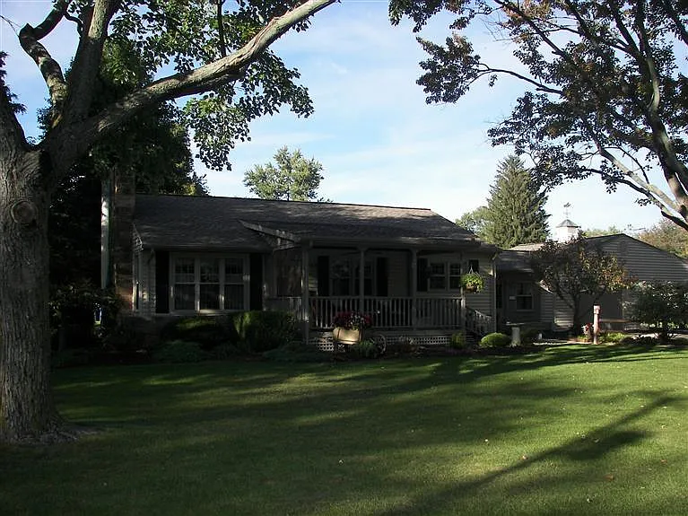 203 Finch Trl photo 1