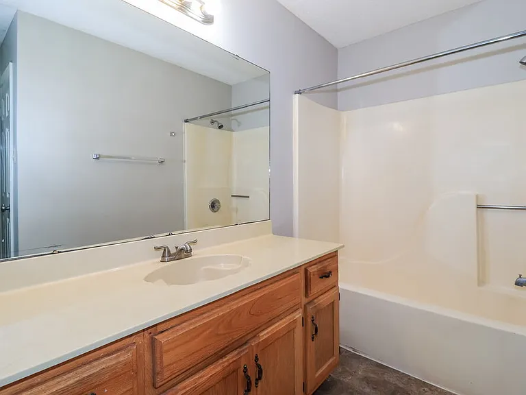 5686 Richburg Ave — Photo 12