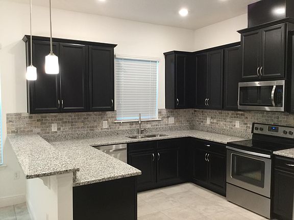 3rd image of 9618 Woodcrane Dr