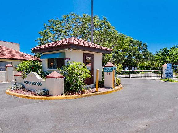 Ocean Woods Gate House