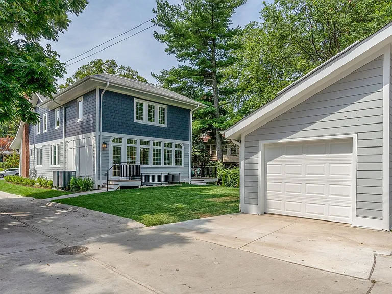3903 Legation St NW — Photo 44