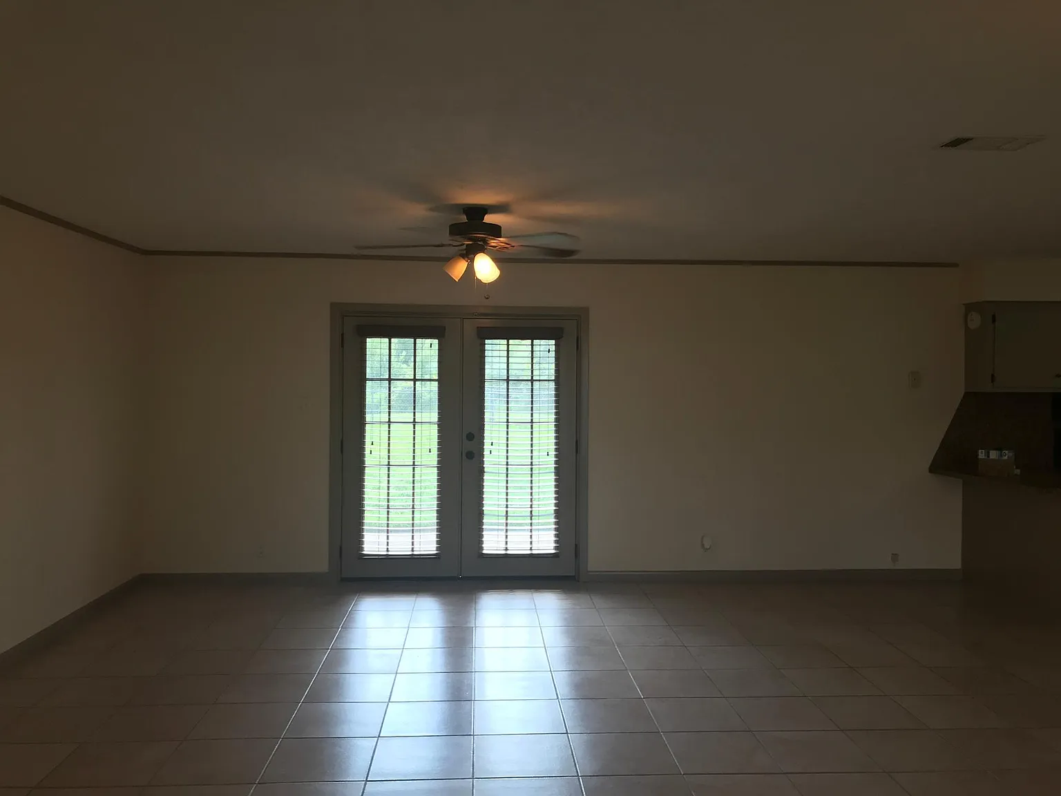 10 Highland Hills Ln — Photo 4