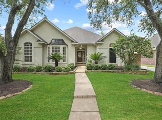 7115 Emerald Glen Dr, Sugar Land, TX 77479