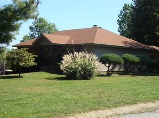 3318 W Farm Rd 178, Springfield, MO 65810