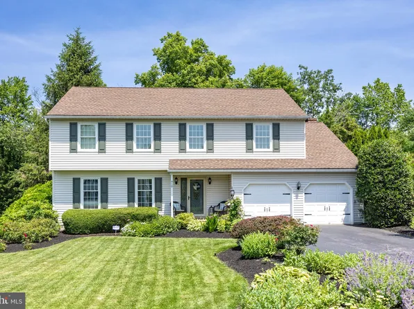 910 Mayfield Ln, Chadds Ford, PA 19317