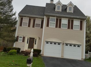332 Fell Ln, Schwenksville, PA 19473