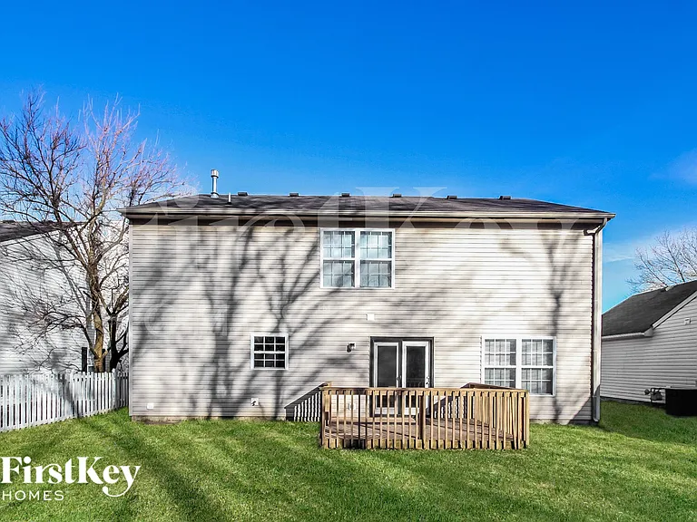 12230 Sweet Creek Trl — Photo 16