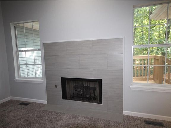 3rd image of 3 Binham Ln