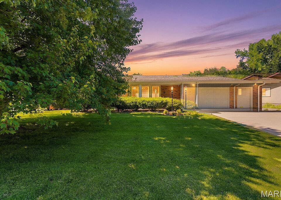1st image of 10025 Pebble Beach Dr