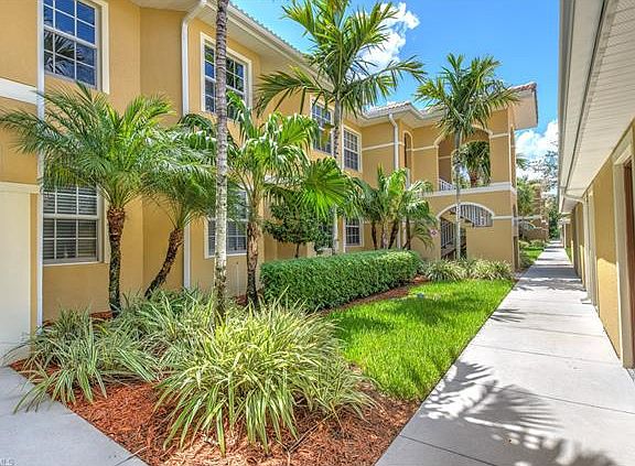 2nd image of 1083 Winding Pines Cir Unit 205
