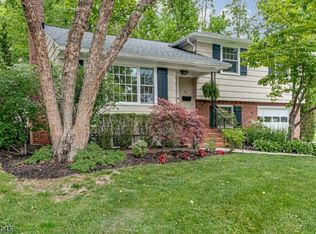 621 Short Hills Ct, Westfield, NJ 07090