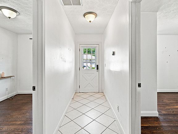3rd image of 1123 S 21st St