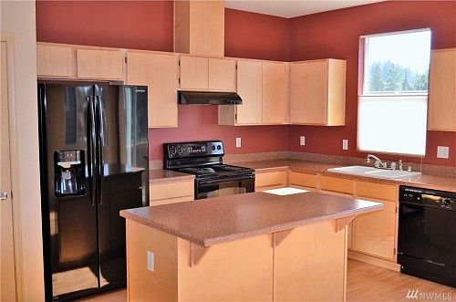 2nd image of 13417 Adair Creek Way NE