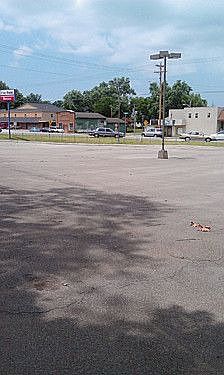 1st image of 1520 E Broadway Ave