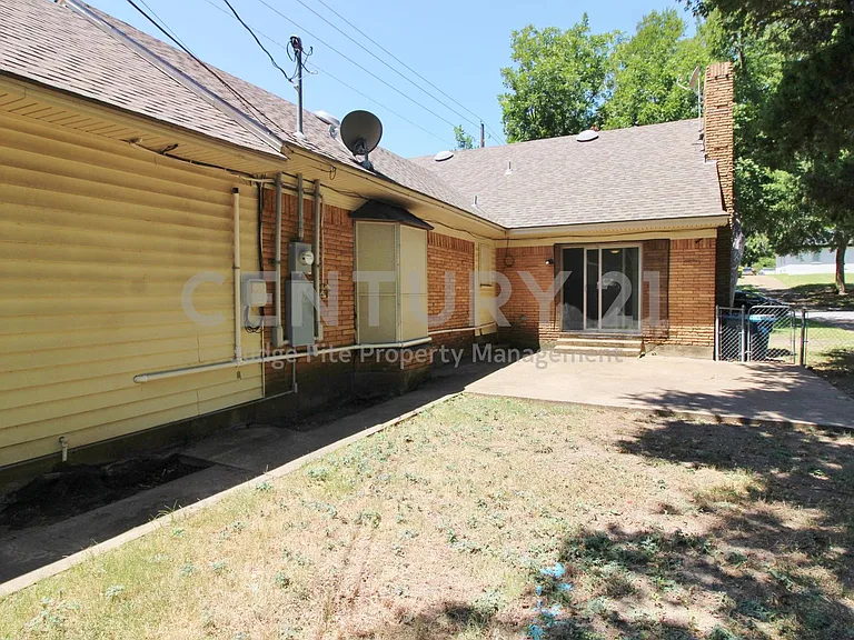 900 Valley Ridge Dr — Photo 19
