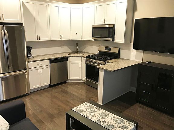 2nd image of 163 W Pearl St #202