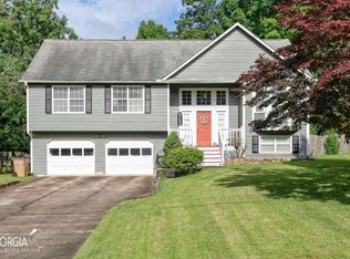 208 Pineknoll Ct, Ellenwood, GA 30294