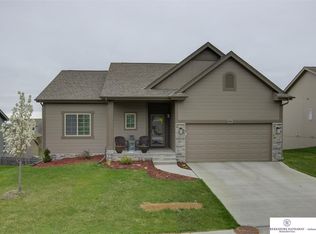 17591 Grand Ave, Omaha, NE 68116