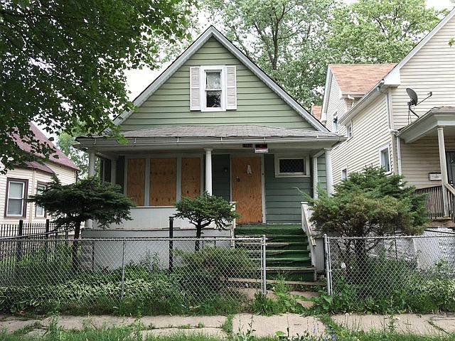 1st image of 11825 S La Salle St