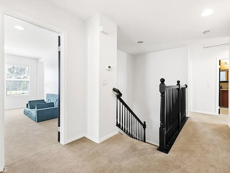 43023 Artesia Ct — Photo 11
