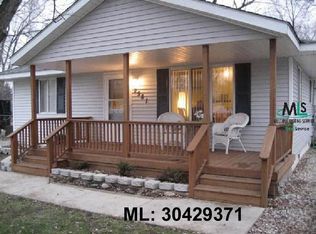 2581 Hessel Ave, Rochester Hills, MI 48307