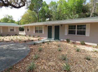 115 NW Crystal St, Crystal River, FL 34428