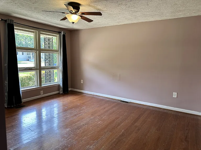 3702 Carlos Ave — Photo 3