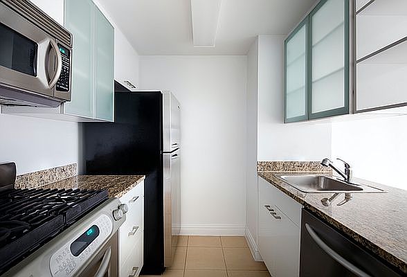 1st image of 325 N End Ave APT 7L